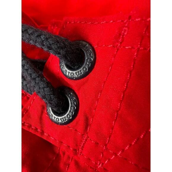 A&F Water Shorts for Pool, Beach, and Board in Red and Blue Size XL - Picture 7 of 11